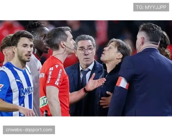 官方:塞维利亚主帅因战绩不佳下课,B队教练暂代 官方:塞维利亚主帅因战绩不佳下课,B队教练暂代